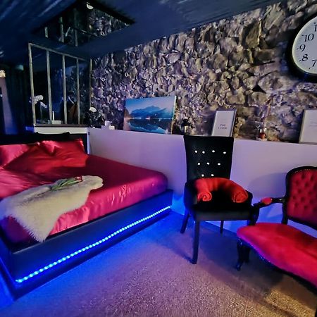 Sweet Loft Grenoble-Love Room Avec Jacuzzi & Sauna Eksteriør billede