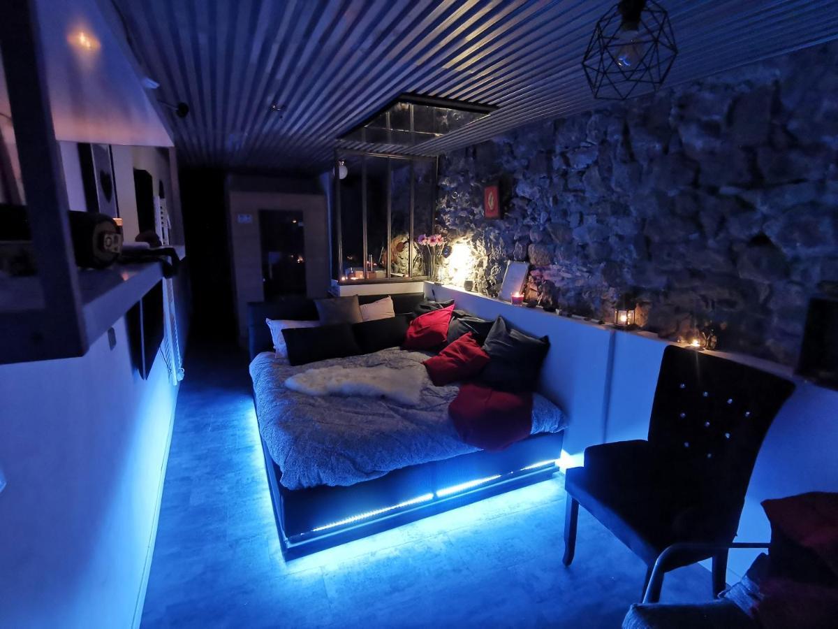 Sweet Loft Grenoble-Love Room Avec Jacuzzi & Sauna Eksteriør billede